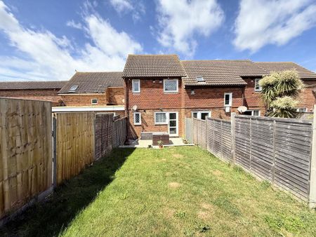 2 bedroom terraced house to rent - Photo 5