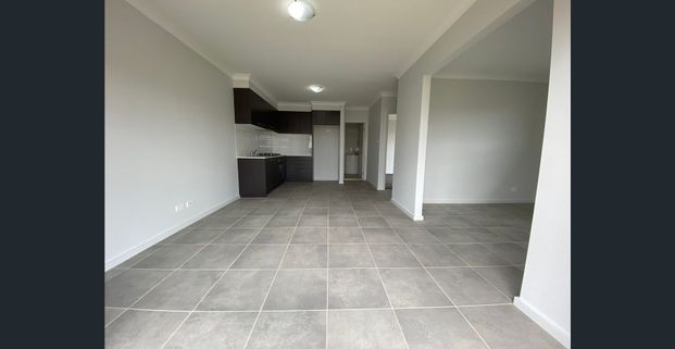 Brand New Modern Home in Menangle Park,2 Rooms Granny Flat Available June 2025 - Photo 1
