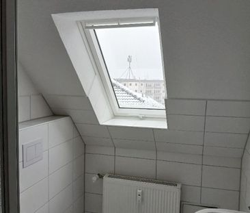 Kleine, gemütliche Dachgeschosswohnung - Photo 3