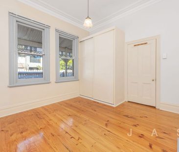 Charming Brunswick Home! - Photo 2