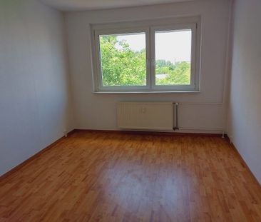 Dachgeschoss - 3 Räume - Balkon - EBK - Tageslichtbad - ab März 26 - Photo 4