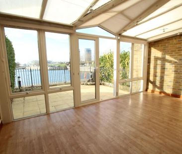 3 bedroom terraced house to rent - Photo 1