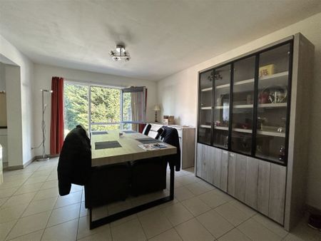Appartement sis au 1er étage avec ascenseur - Photo 2