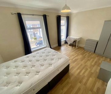 4 bedroom house to rent - Photo 4