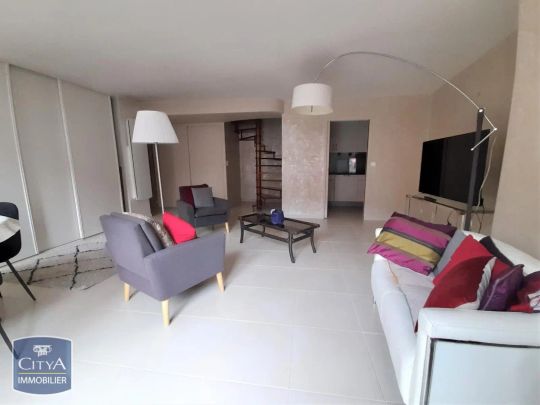 Appartement à louer 3 pièces 79.12m² - Photo 1