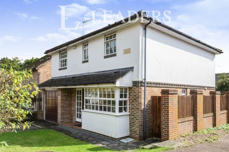 Chaldon Road, Redhill, RH1 - Photo 2