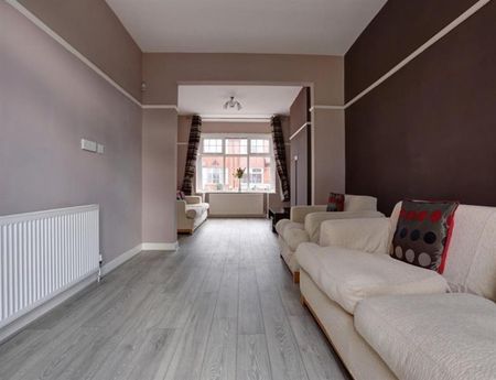 3 Bedroom Semi Detached To Let - Photo 3