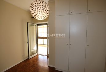 Apartamento T3 em Lisboa