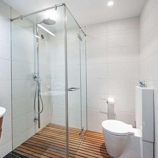 Catherine Wheel Yard, St James's, SW1A - Photo 1