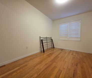 For Lease - 18 Palk Lane, Toronto, Ontario - Photo 4