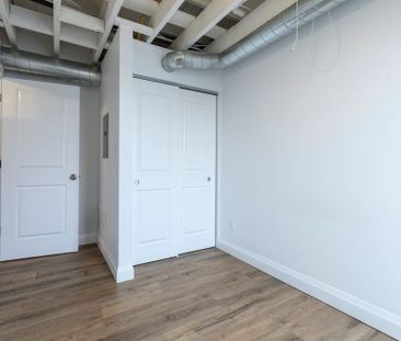 For Lease - 433 Barton Street Unit# 302, Hamilton, Ontario - Photo 6