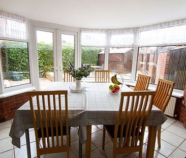 24 Low Mill Close - Photo 3