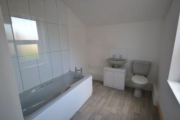 Holmwood Grove, Darlington - Photo 1