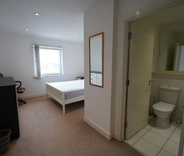 2 bedroom apartment to rent - Photo 3