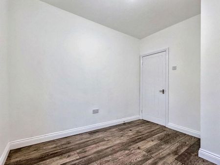 3 bed upper flat to rent in NE31 - Photo 5