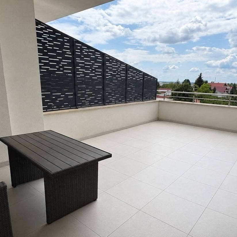 3 camere | Tunari – Calea București | 125 mp | terasă generoasă - Photo 1