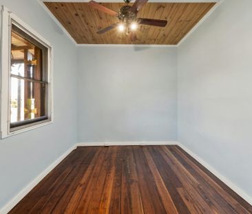 Unique Property in Kurri Kurri! - Photo 5