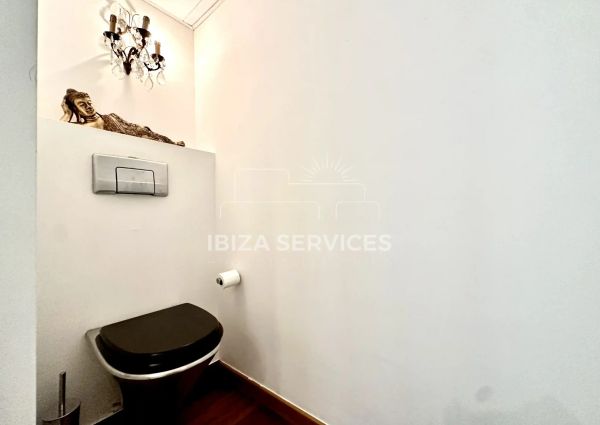 For Rent: Stunning Apartment with 2 bedrooms in Los Molinos, Ibiza