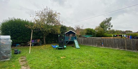 3 bedroom detached house to rent - Photo 3