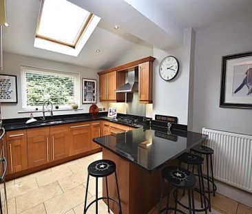 Newhall Street, Macclesfield - Photo 1
