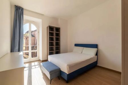 Via Cavour, Rome, Lazio 00184 - Photo 5