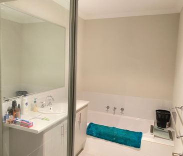 26 Broach Way, Alkimos WA 6038 - House For Rent | Domain - Photo 5