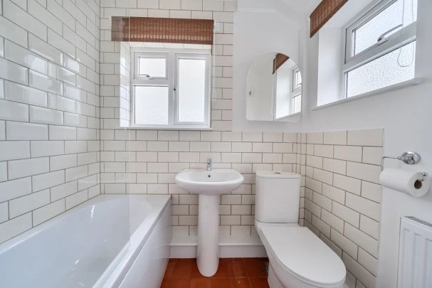 2 bedroom house to rent - Photo 1