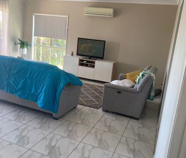 Sinnamon Park - Photo 1