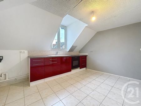Location Appartement 2 pièces 40m² TROYES 10000 - Photo 2