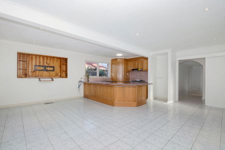 Surprisingly Spacious, Perfectly Positioned - Photo 2