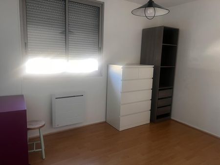 Location / Appartement T4 - Photo 4