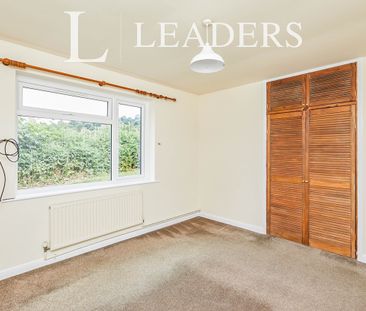 3 bedroom bungalow to rent Valley View, Biggin - Photo 6