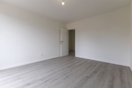 Appartement te huur in Sint-Agatha-Berchem - Photo 4