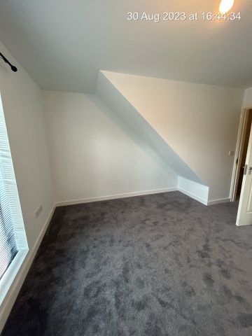 3 Bed Terraced House, Radclyffe Mews, M5 - Photo 3