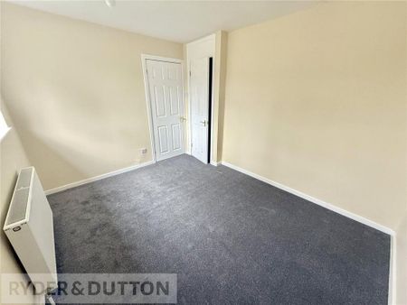 2 bedroom semi-detached house to rent - Photo 5
