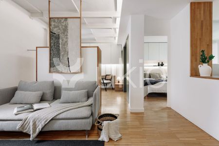 Barcelona Capital, Catalonia 08013 - Photo 2