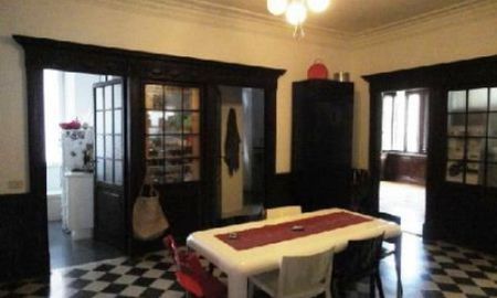 Colosseo-FAO: 150mq. Spacious 3 Bedroom, large entrance, separate dining, double living room. Quiet, sunny, balcony, near metro. Ref 357 - Photo 3