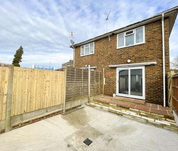 Langney Rise, Eastbourne, BN23 - Photo 5