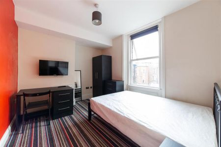 4 bedroom apartment to rent - Photo 2