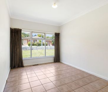 Close to Macedon shops & Bulleen Plaza - Photo 2