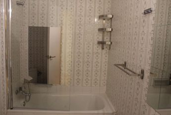 Large room in Roger de Flor street