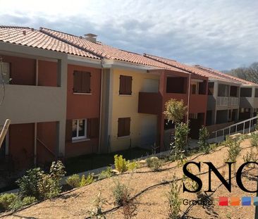 STUDIO AVEC TERRASSE ET PARKING - Photo 3