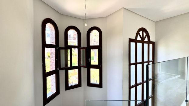 Detached Villa in The Golden Mile - Photo 1