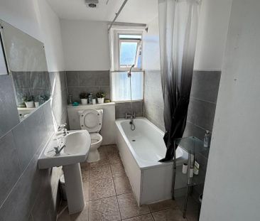 Studio to rent - Photo 6