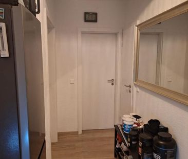 Schönes möbliertes Zimmer in 2-Personen-WG - Photo 2