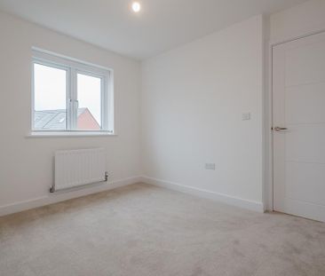 4 bedroom detached house to rent - Photo 1