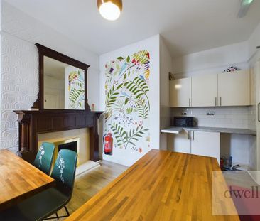 1 bedroom in a house share to rent - Photo 2