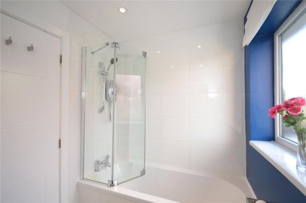 4 bedroom semi-detached house to rent - Photo 1