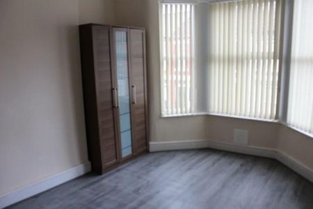 4 bedroom house to rent - Photo 3