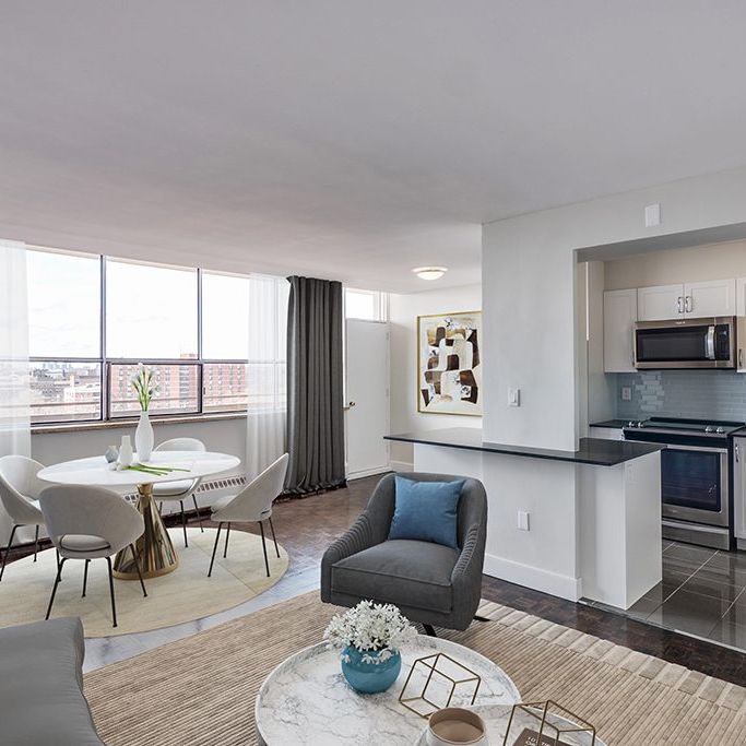 Eva Road Apartments - Photo 1